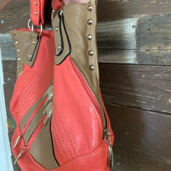 Coral & camel/tan, gold studded, purse. - Picture 4 of 14